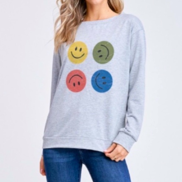 Tops - Smiley Face Grey Long Sleeve Pullover/Top